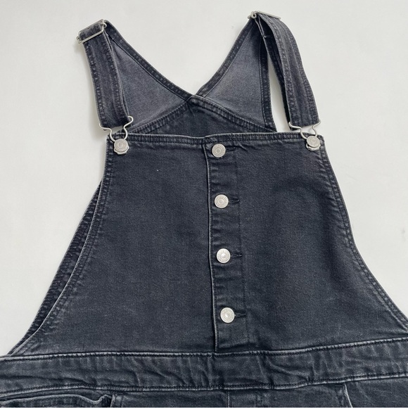 LEVI’S black denim cutoff shortalls with side zipper - Picture 3 of 10